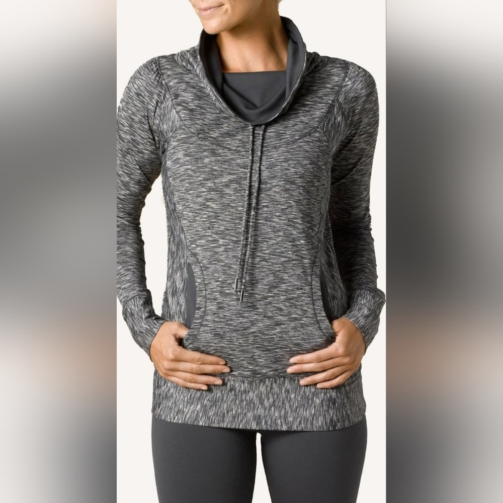 Calvin Klien Hooded Sweatshirt